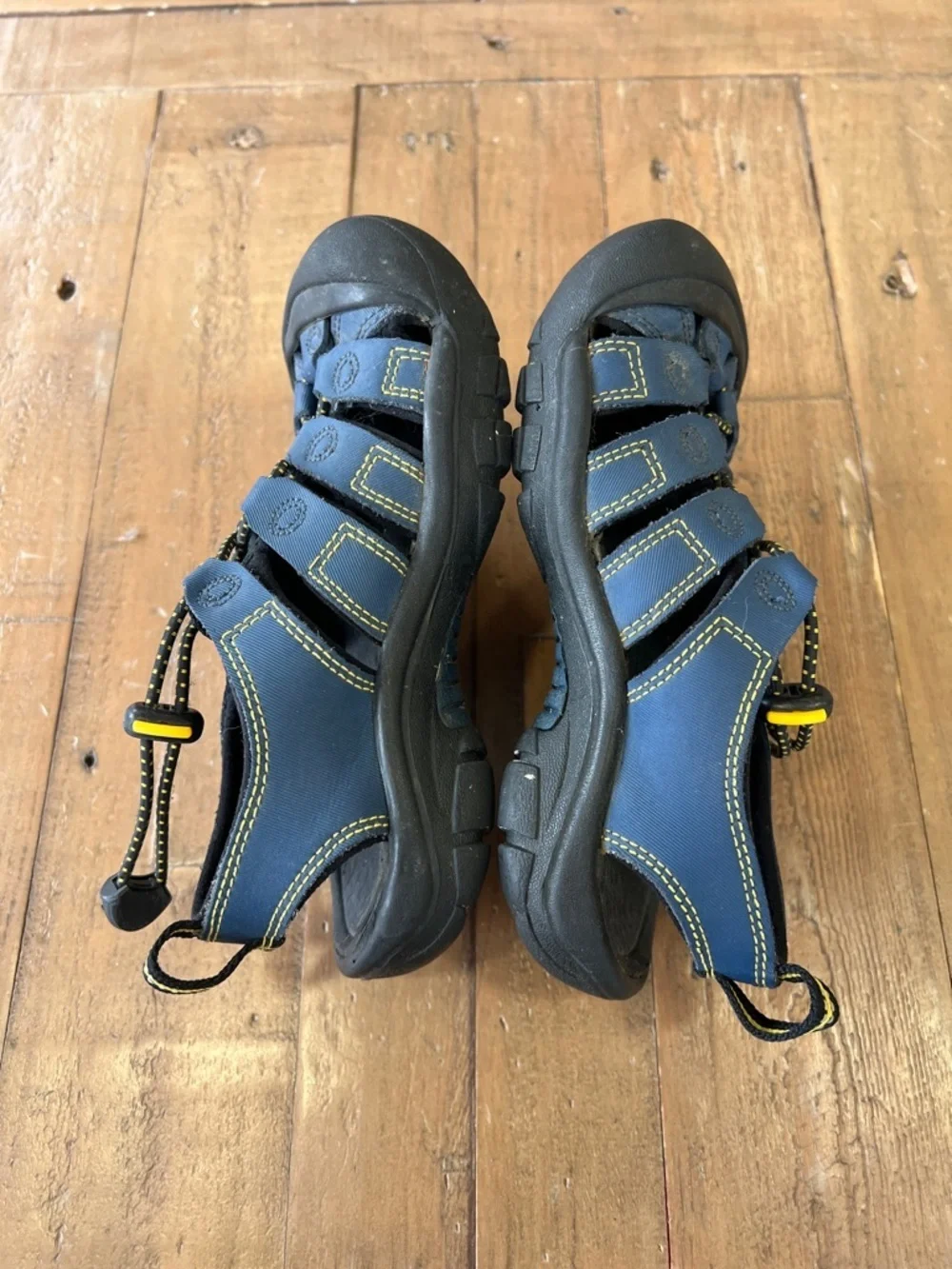 Keen blue waterproof open back hiking sandals kids 12